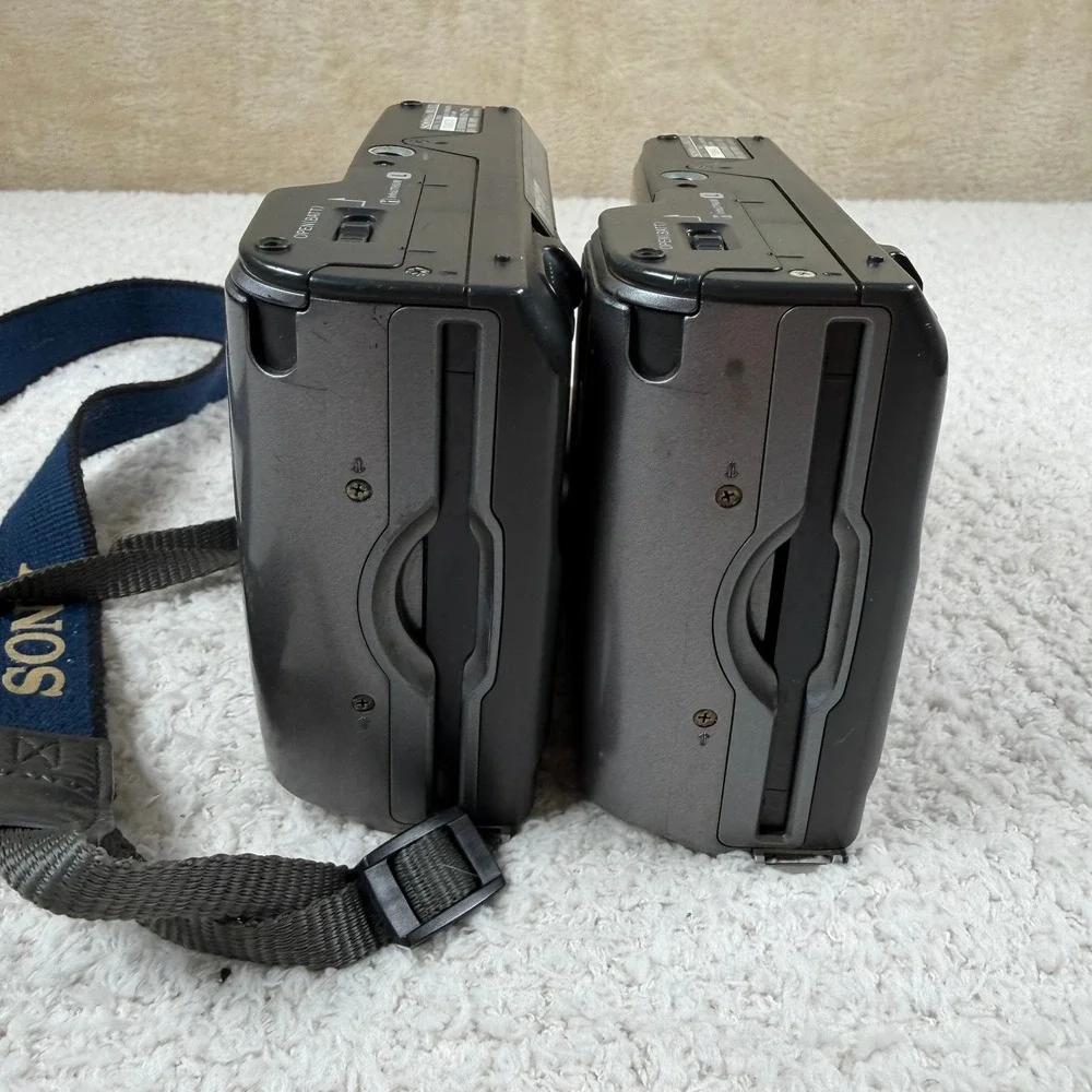 Sony Digital Mavica LOT OF 2‎ MVC FD73 10x Zoom Digital Still Camera WORKS